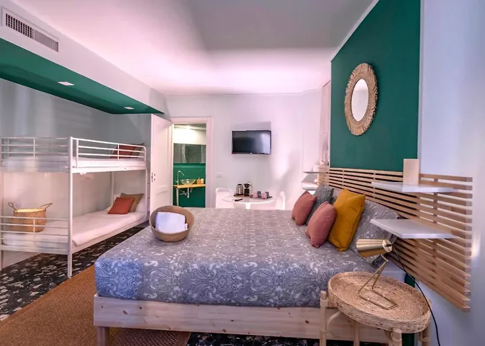 Mahamo Suites
